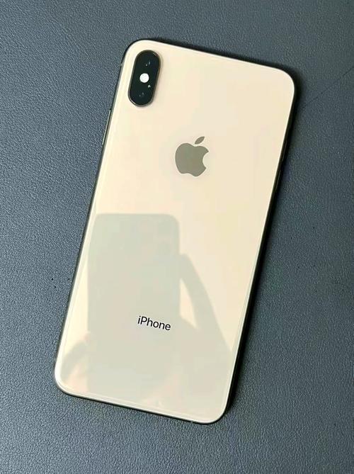 苹果xs相机为什么有光点?