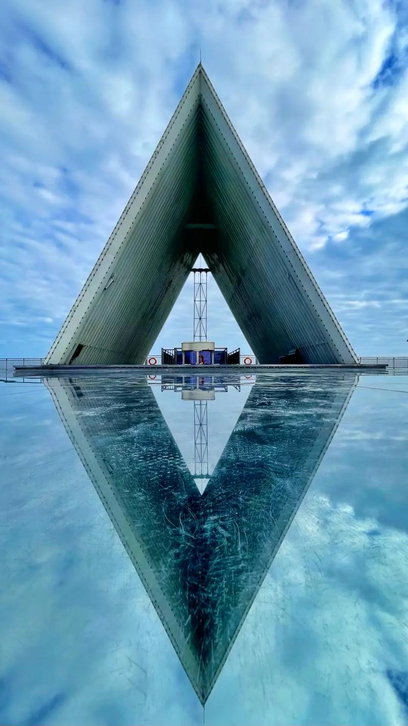 你去过湖南天空之境景点吗,天空之镜真的是“照骗”吗?