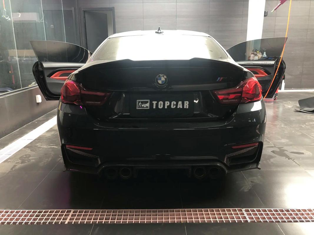 紫色的灯光代表什么意思