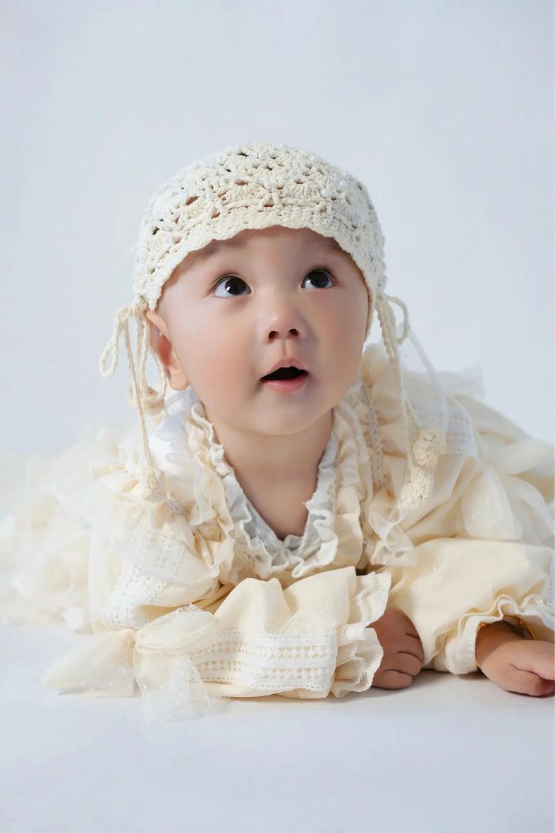 小孩照片的素材在那里能找到啊