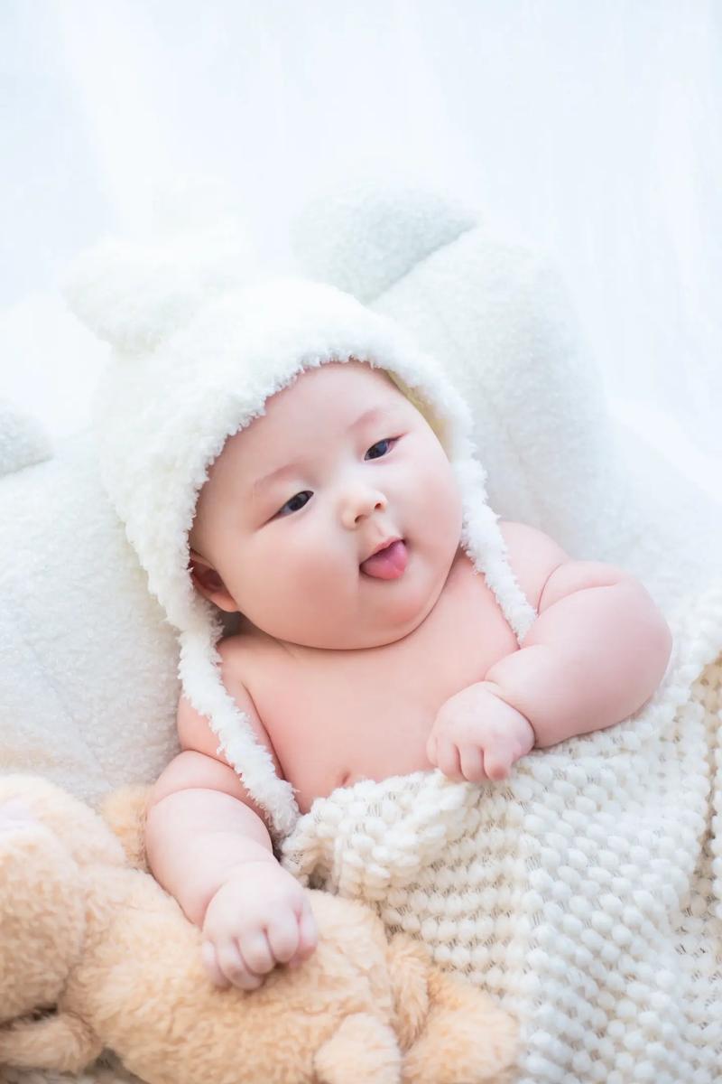 宝宝照素材图-百天宝宝拍照姿势要如何摆