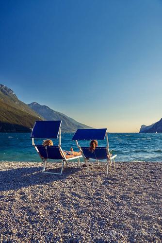 海滩躺椅如何拍照