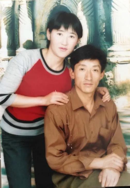 老照片如何翻拍效果比较好?