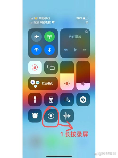 苹果手机怎么给视频配音乐?