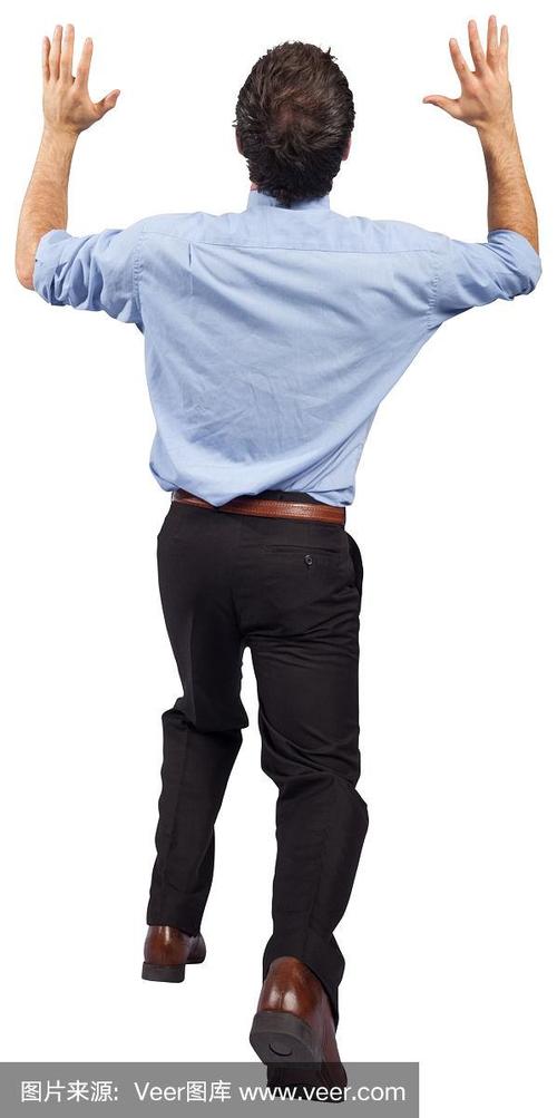 网络上有个男子为了示爱~用自己手臂摆出不同姿势最后所有照片排列起来...