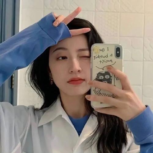 自拍头像怎么摆造型