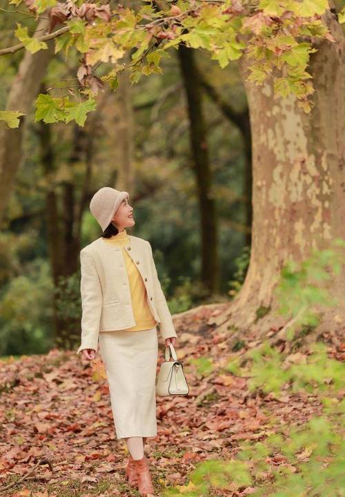 适合中年人拍照姿势