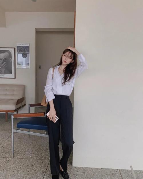 矮个子怎么拍照显高