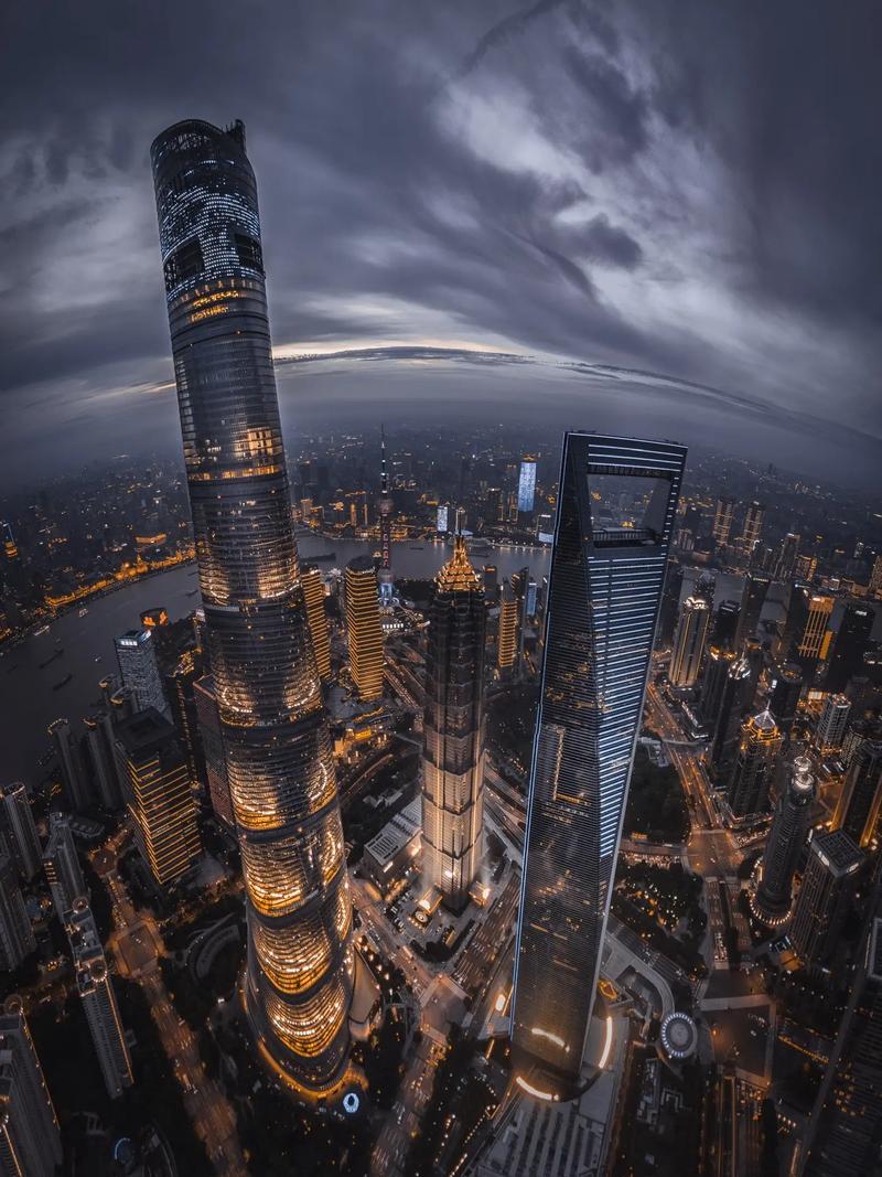 怎么用一个手机拍第三视角图片