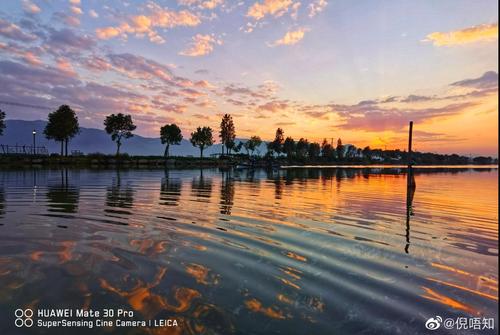 华为mate30用水印相机拍照为什么保存不了相片?