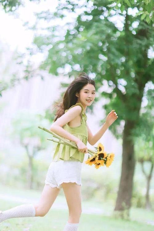 拍照动作怎么摆最好看