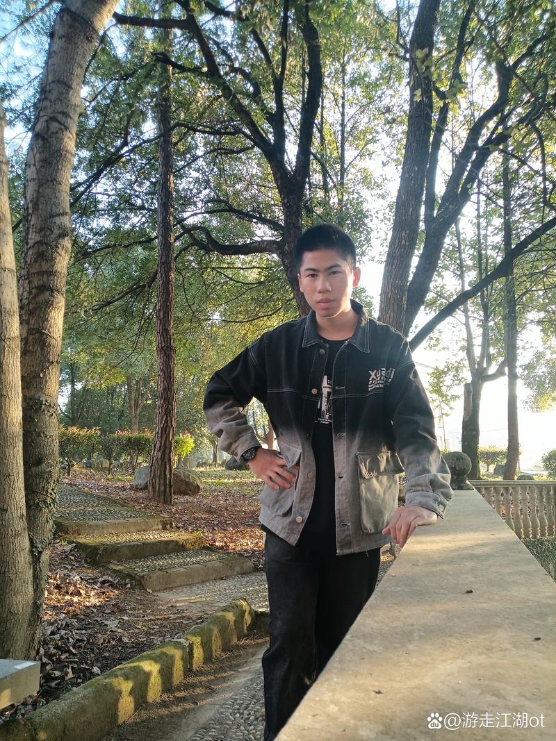 男生自拍什么姿势照相好看