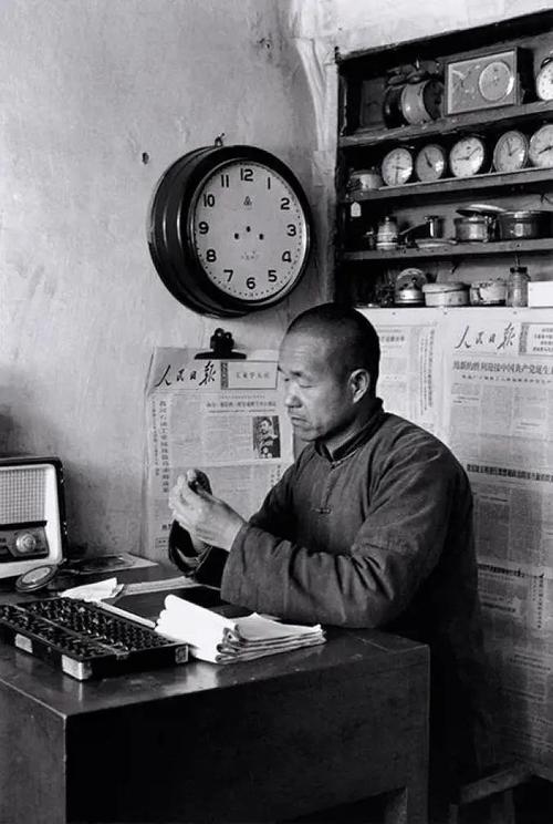 手机如何翻拍老照片