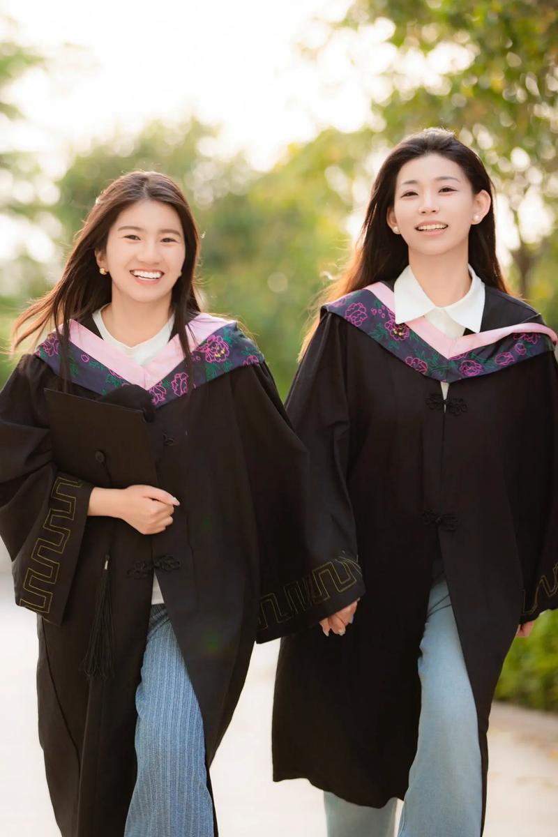 上大学是不是都要拍一次写真,为什么很多舍友都打算拍写真