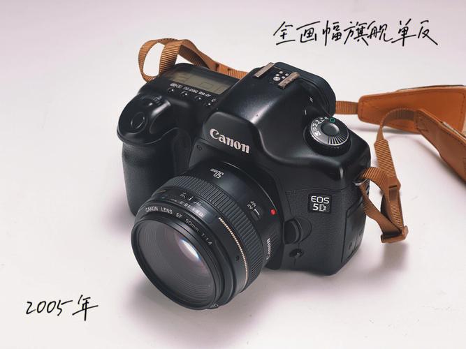 老照片的尺寸很小,用数码相机翻拍后放大,图象不清晰.这个问题该如何解决...