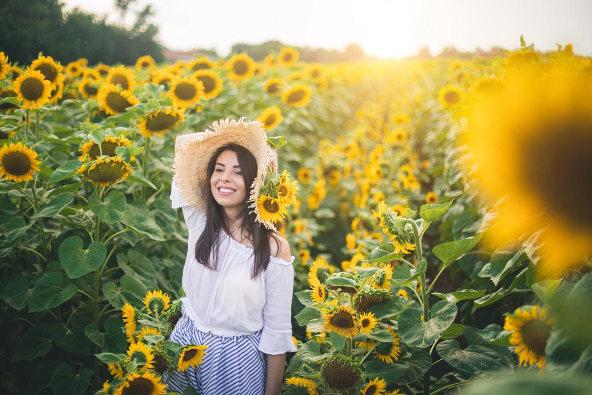 在花田中怎么拍人像照才好看?