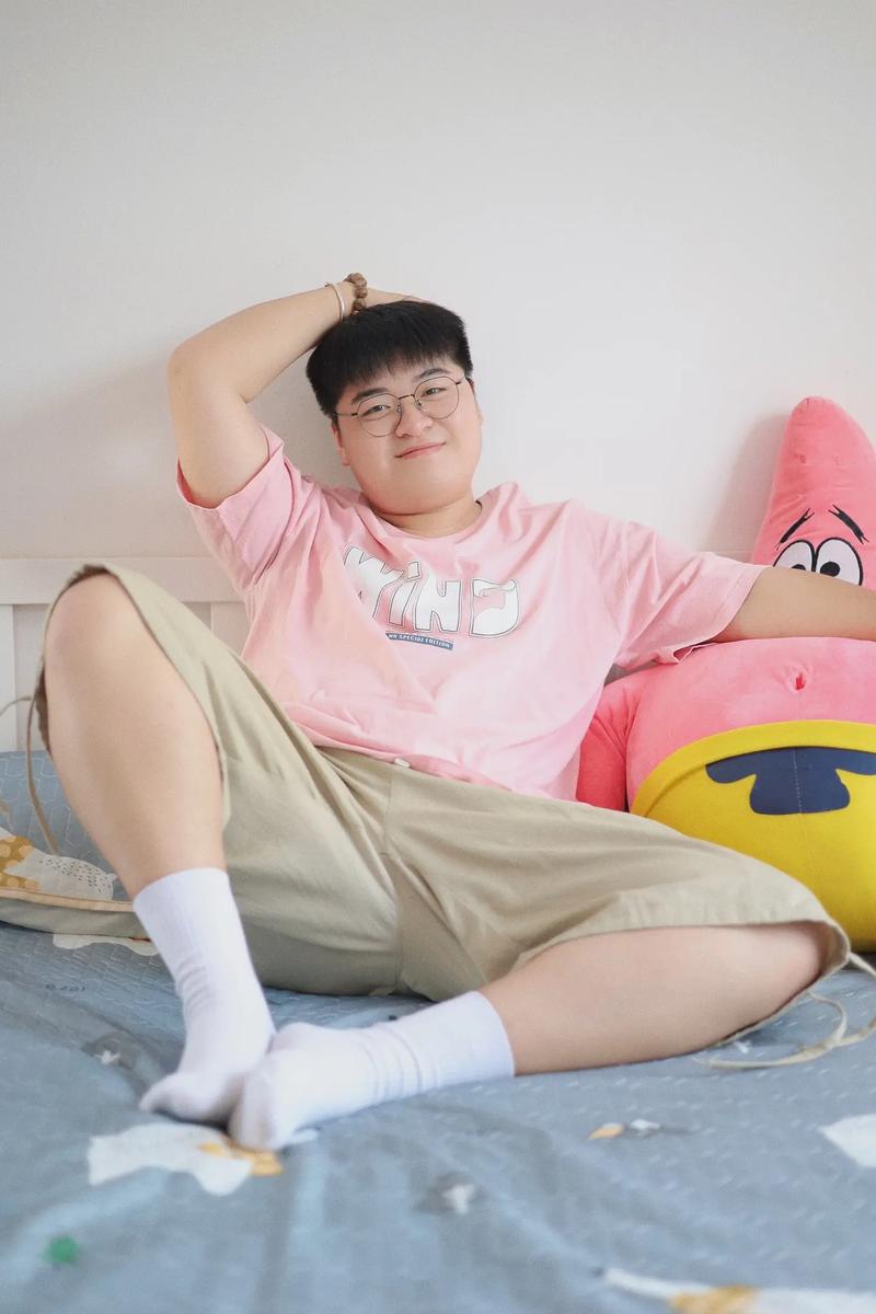 胖男生手机拍照技巧