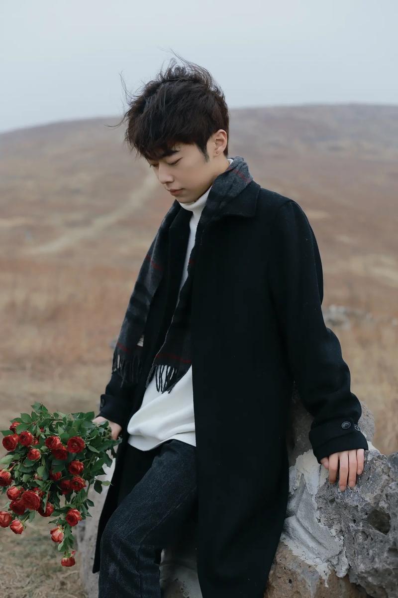 照相时男的单个人适合摆哪些姿势?