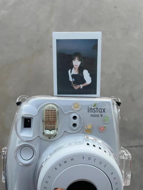 拍立得可以拍全身吗图片