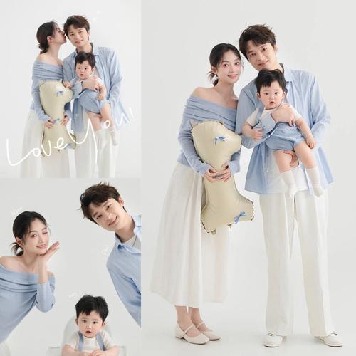 拍一家三口全家福摆什么姿势好看???