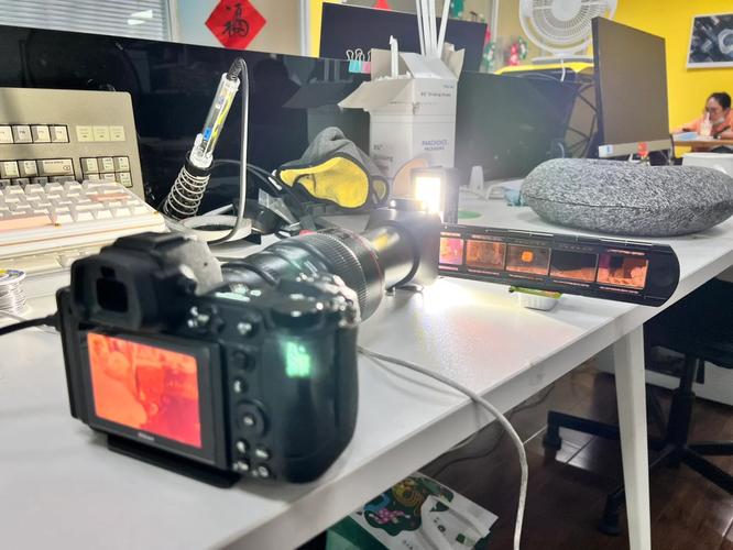 翻拍照片怎么拍才好看女生图2