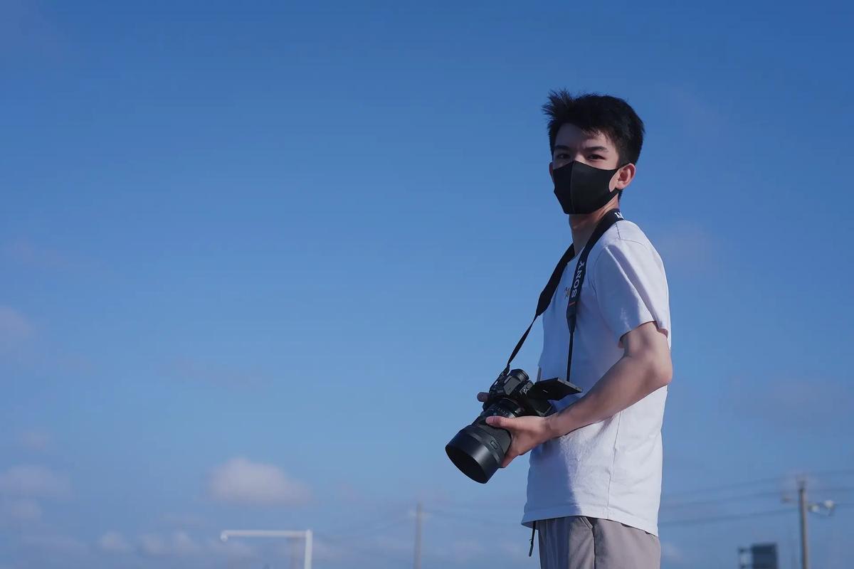 拍照姿势怎么摆男生好看海边图3