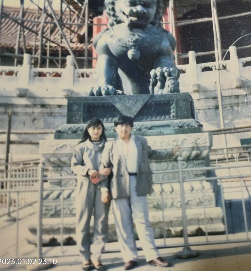 老照片如何翻拍成电子照片的图2