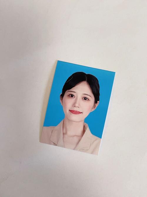 美图秀秀怎么将普通照片调成一寸照