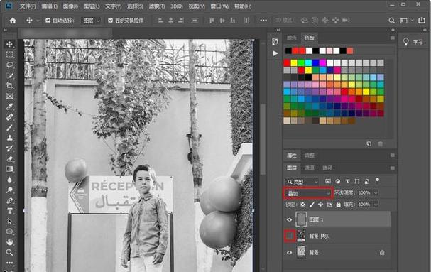 老照片怎样扫进电脑还能不改变清晰度,甚至提高清晰度呢?