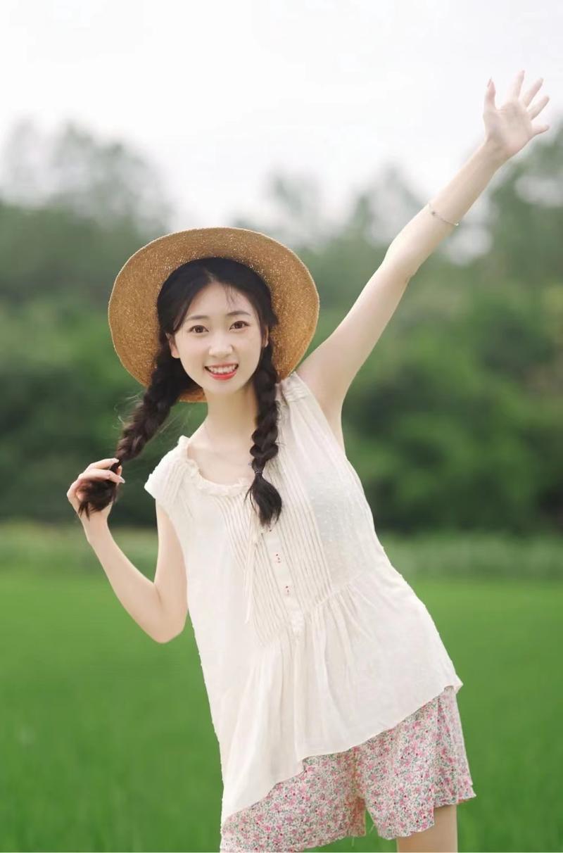 拍照姿势怎么摆上半身图2