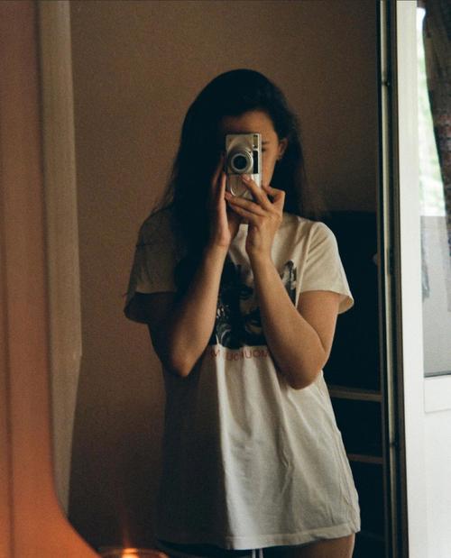 在家拍照姿势的摆法l图3