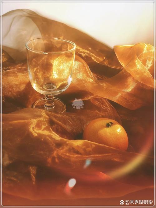 紫色纯色背景图片全屏拍照打光图1