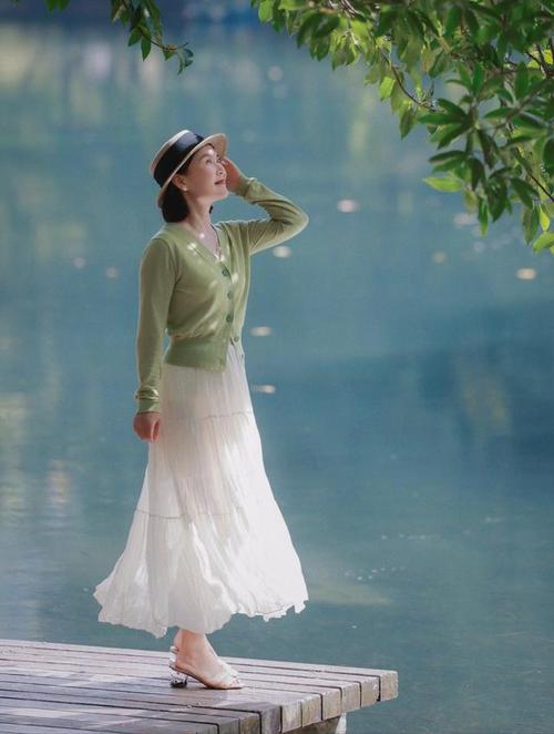 15种女士经典拍照姿势有哪些?