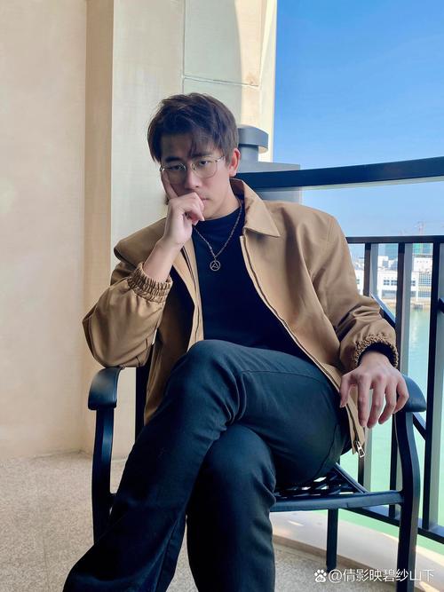 拍照姿势大全摆法男生图2