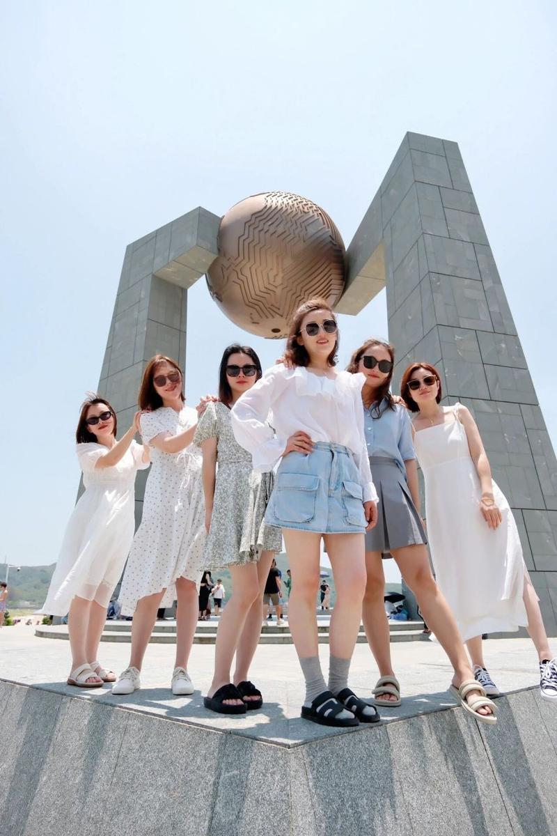 团队拍照姿势大全摆法图2