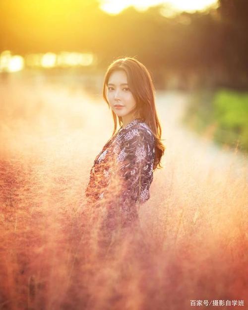 景点拍照姿势大全图片女生图2