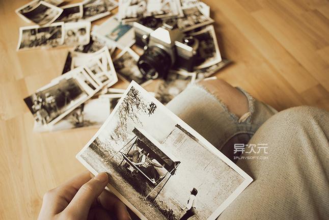 旧照片制作相册用相机翻拍还是买扫描仪