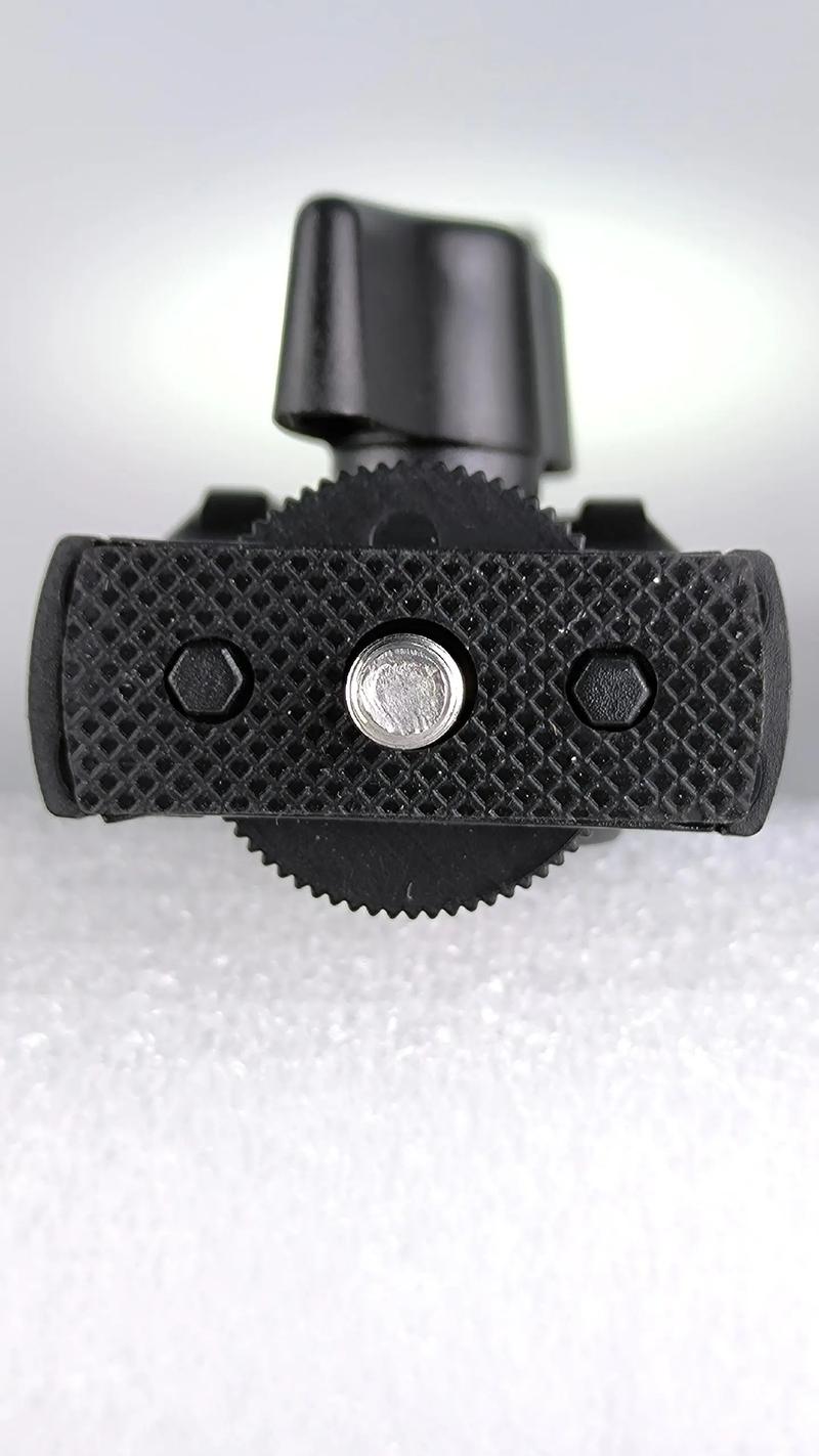 从下往上打光叫什么灯