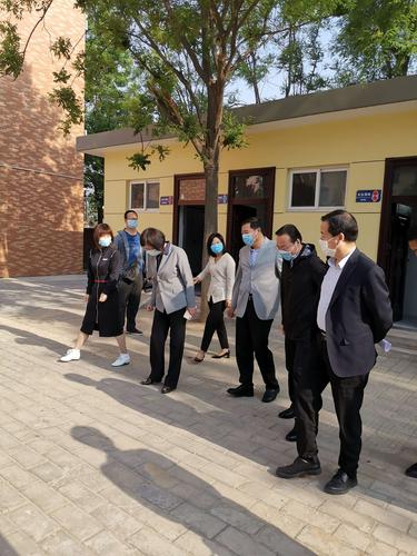 领导视察拍照技巧与角度怎么写图2