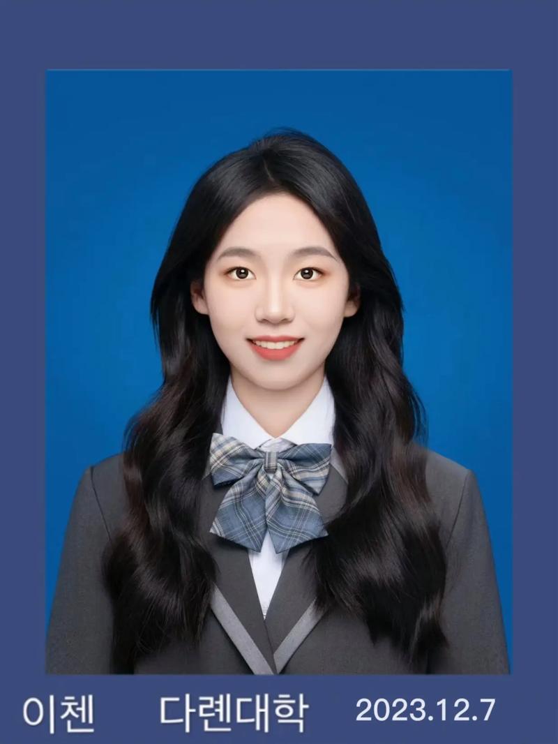 拍证件照什么姿势图1