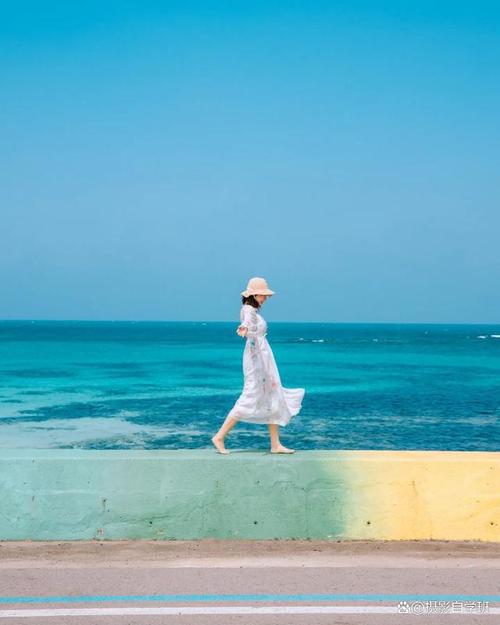 拍照时如何摆姿势自然好看图2