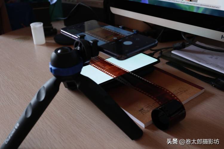 照相底片怎样反拍成照片