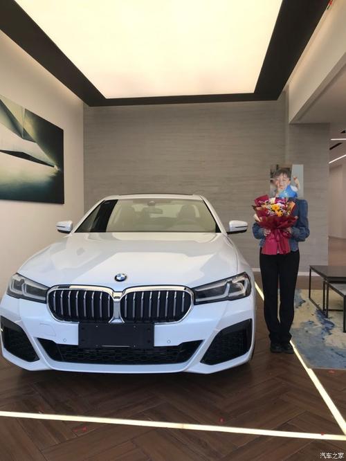 提车拍照姿势怎么样好看吗图3