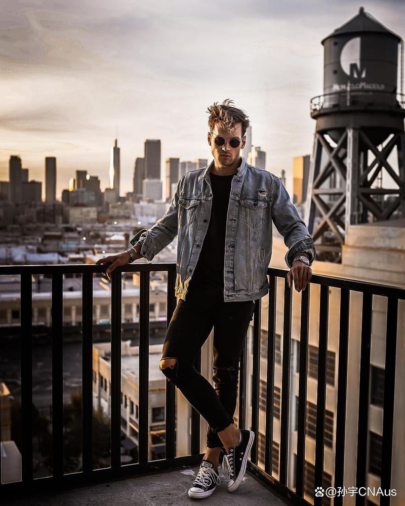 男士拍照时怎么摆姿势