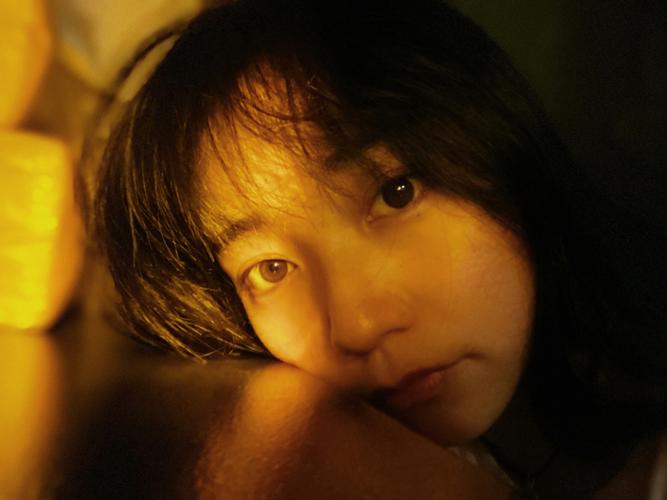 紫色纯色背景图片全屏拍照打光好看吗图2