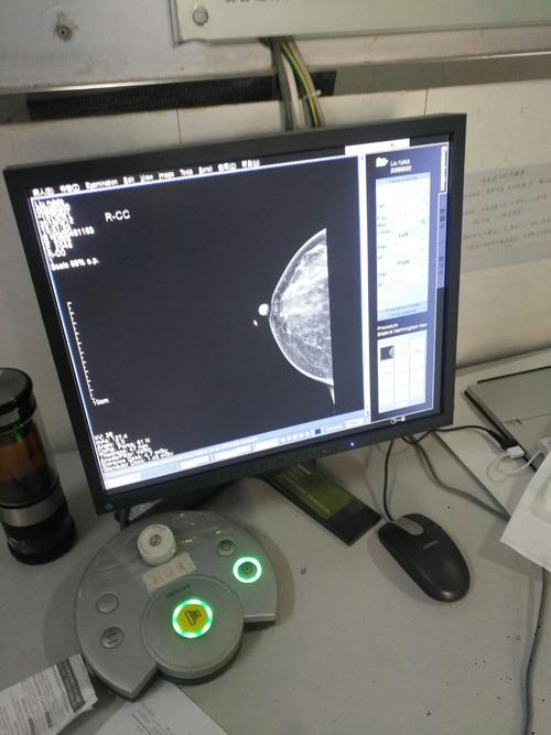 记录每个像素点的颜色或亮度所需的二进制位数图1