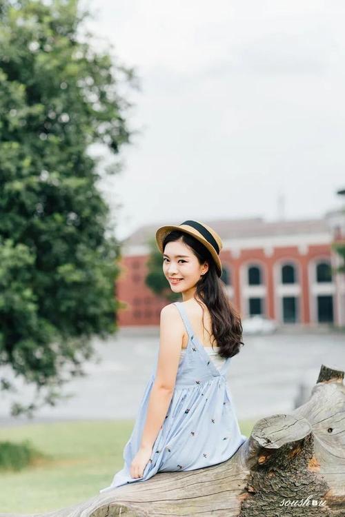 单人拍照姿势图片女图3