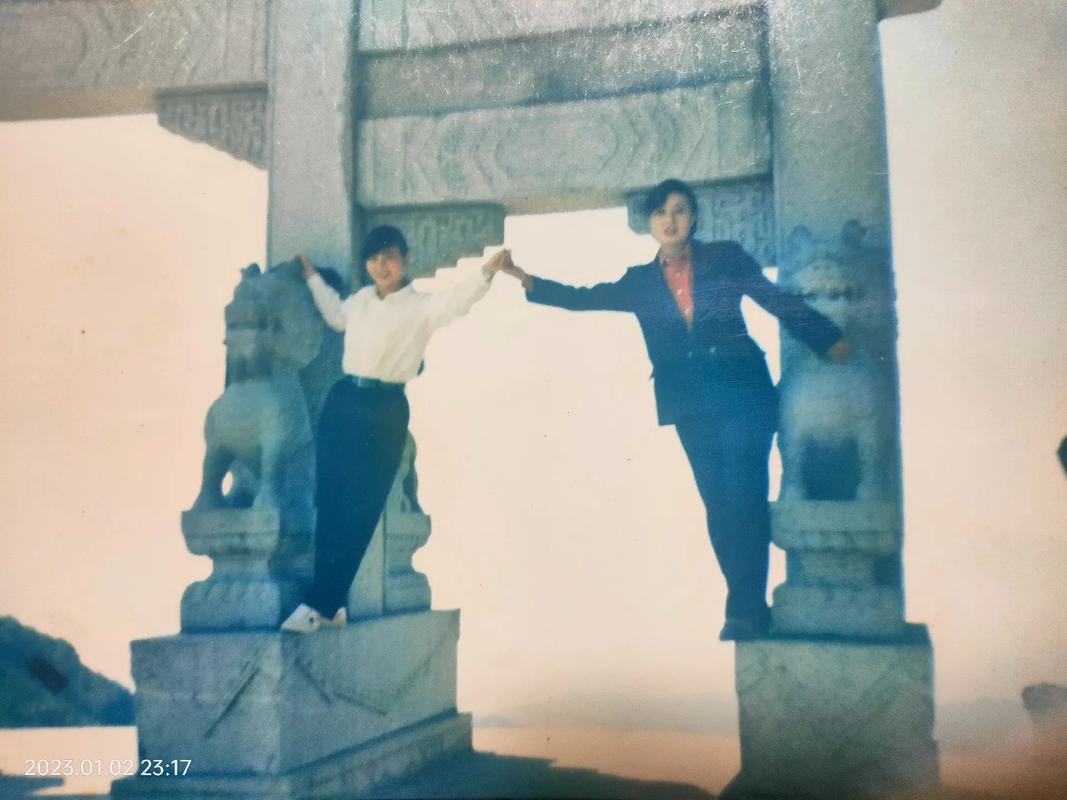 老照片扫描好还是翻拍好图1