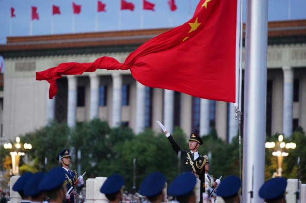 怎样在天安门广场避开人群拍出好看的照片?