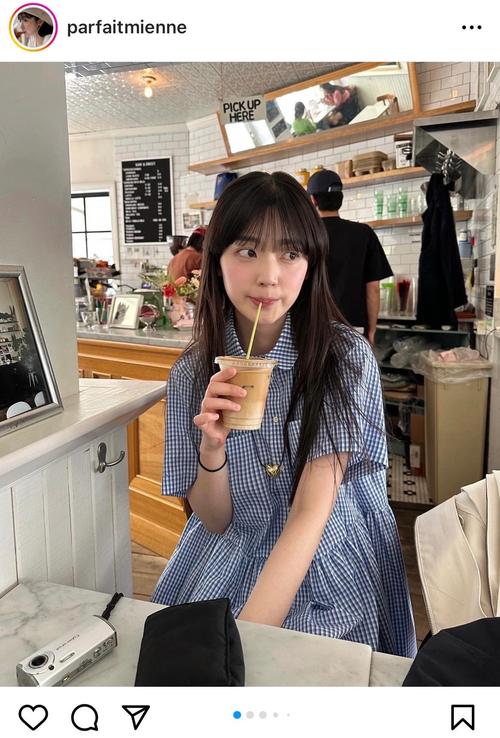 单人拍照姿势图片大全图3